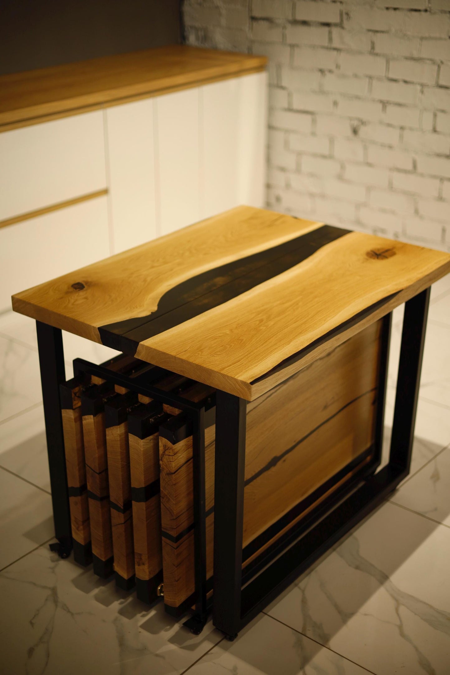 Extendable Oak Epoxy Dining Table – Custom Solid Wood Expandable Kitchen Table
